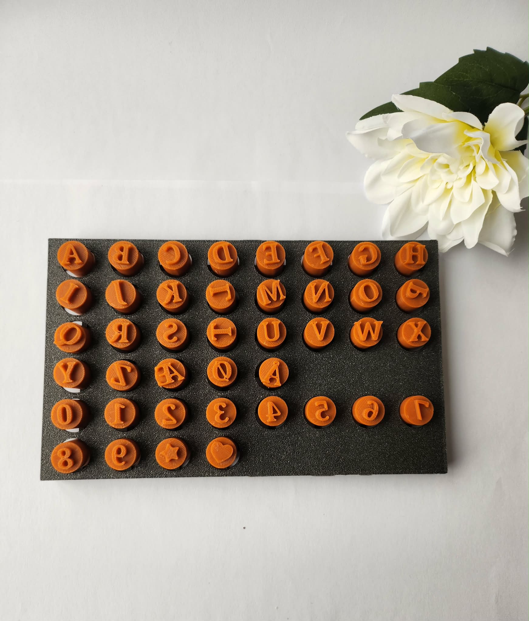 MULTILANGUAGE - KERAMIK ALFABET