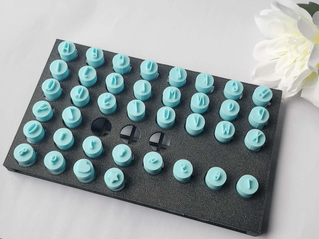 Nightjump Regular - Keramik Alfabet